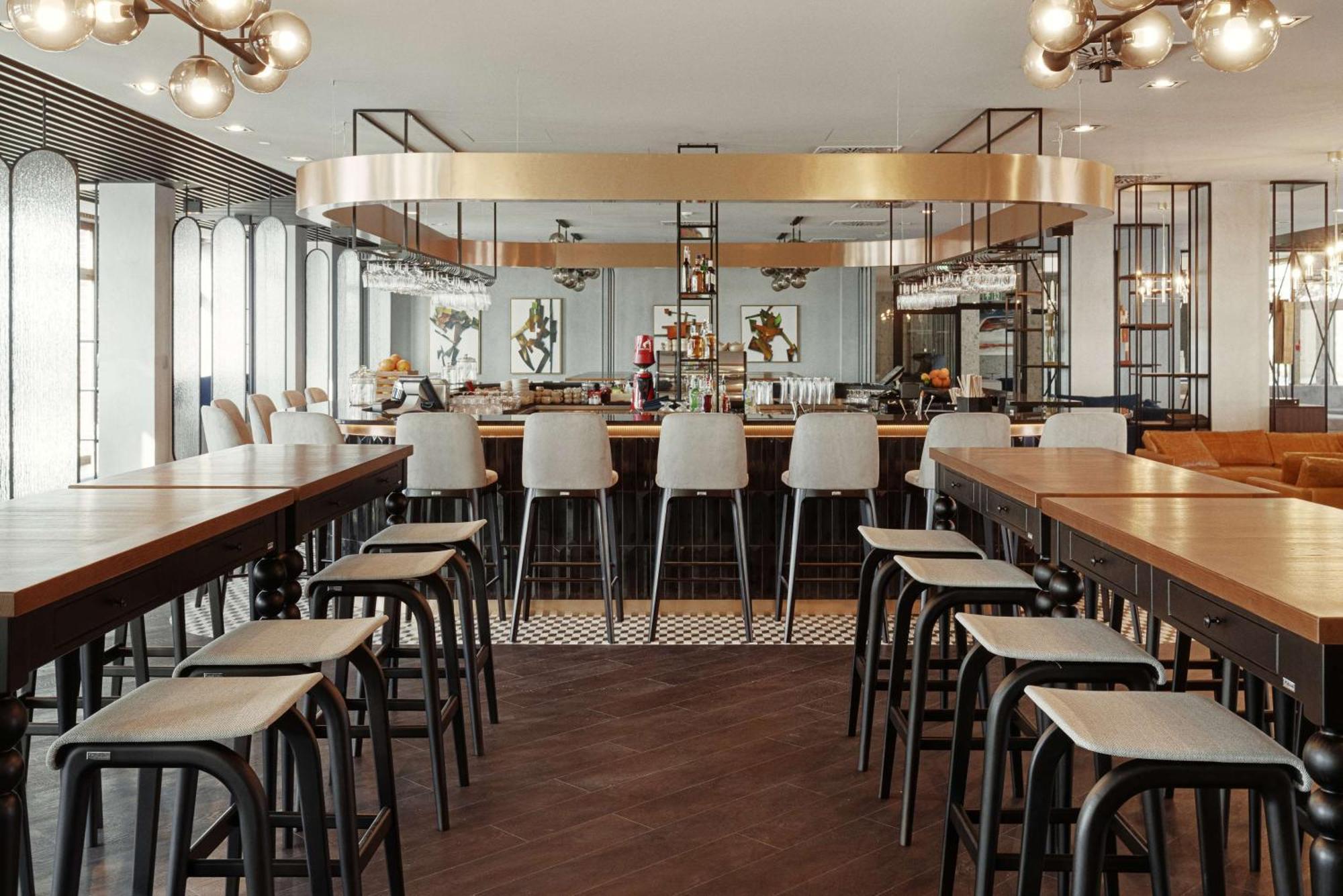 Radisson Blu Resort & Conference Center, Ostroda Mazury Екстер'єр фото The bar at the 19th floor