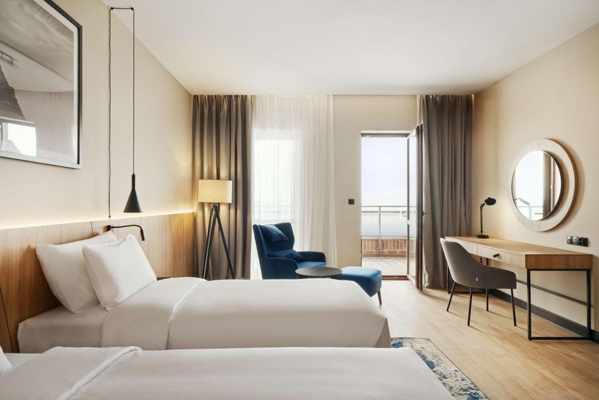 Radisson Blu Resort & Conference Center, Ostroda Mazury Екстер'єр фото A guest room at the hotel