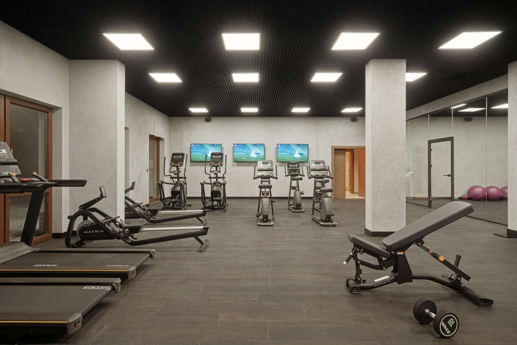 Radisson Blu Resort & Conference Center, Ostroda Mazury Екстер'єр фото A gym in a hotel