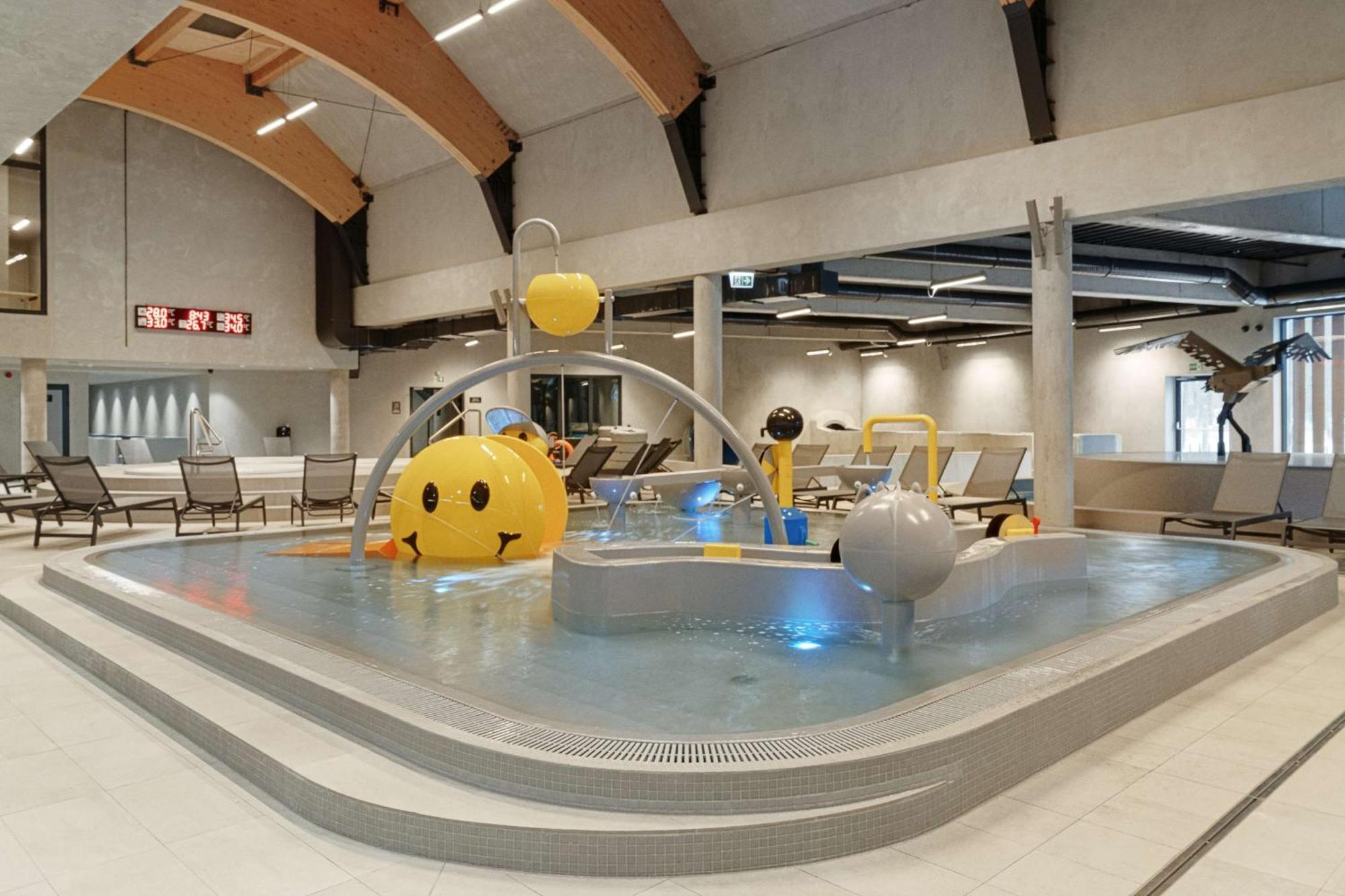 Radisson Blu Resort & Conference Center, Ostroda Mazury Екстер'єр фото The children's pool